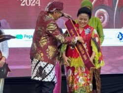 Menginspirasi Lewat Aksi: Emmy Kuswandari Terima Kartini Award 2024